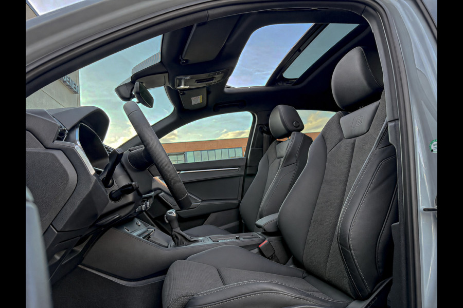 Audi Q3 Sportback 45TFSI e 245pk S-Tronic Competition S Edition S-Line 1éEig 8Dkm! Audi Exclusive|Pano|Ambiance|Camera|Matrix|RSQ3