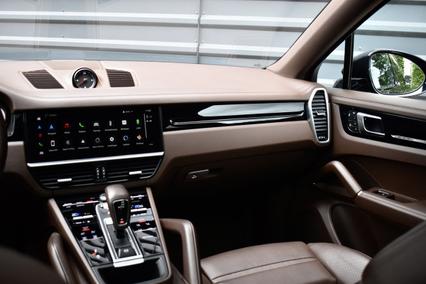Porsche Cayenne Coupé 3.0 E-Hybrid 462pk Platinum Edition SportDesign | Panorama | Bose | Trekhaak elektr. | Stoelventilatie | 21'' Wielen |