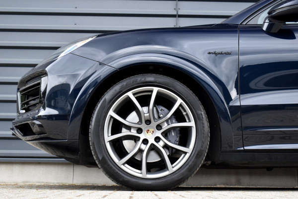 Porsche Cayenne Coupé 3.0 E-Hybrid 462pk Platinum Edition SportDesign | Panorama | Bose | Trekhaak elektr. | Stoelventilatie | 21'' Wielen |