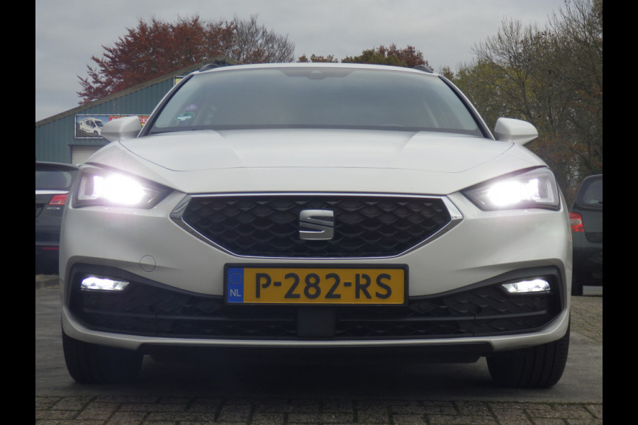 Seat Leon Sportstourer 1.0 eTSI Hybrid Style Business Intense, AUT, Camera, Cruise!