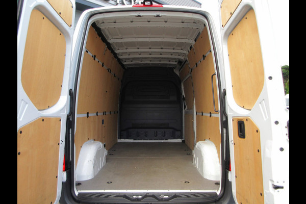 Mercedes-Benz Sprinter 215cdi, L2H2, Automaat, Airco, Camera, Navigatie, 3-Zits, Trekhaak.