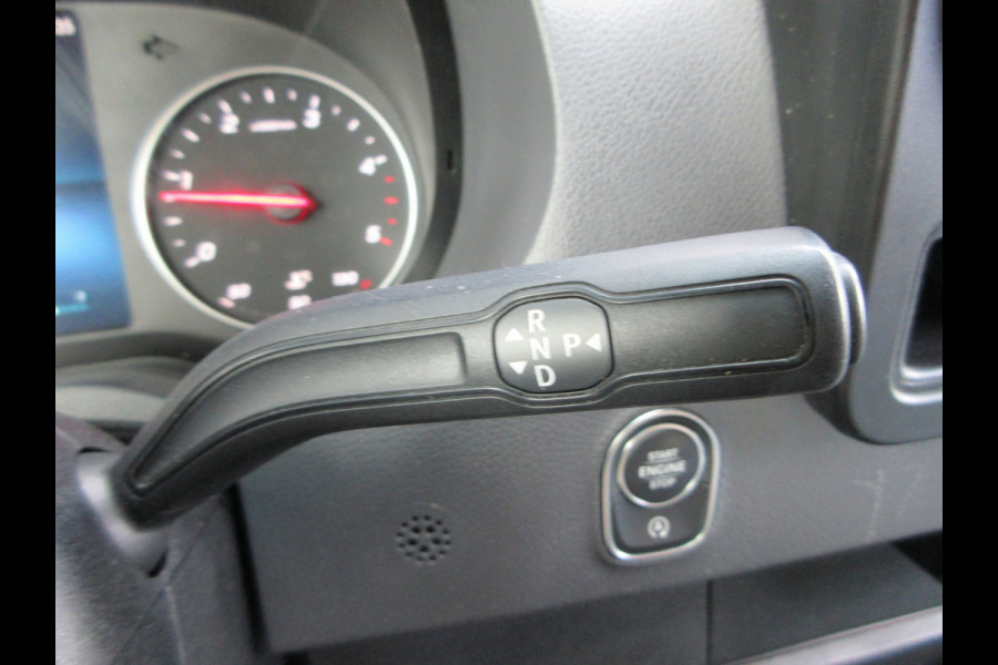 Mercedes-Benz Sprinter 215cdi, L2H2, Automaat, Airco, Camera, Navigatie, 3-Zits, Trekhaak.