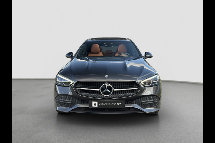 Mercedes-Benz C-Klasse Estate 300 e | Pano | Trekhaak | Distronic | Head-up | 360-camera | Sfeerverlichting | Nightpakket | MBUX