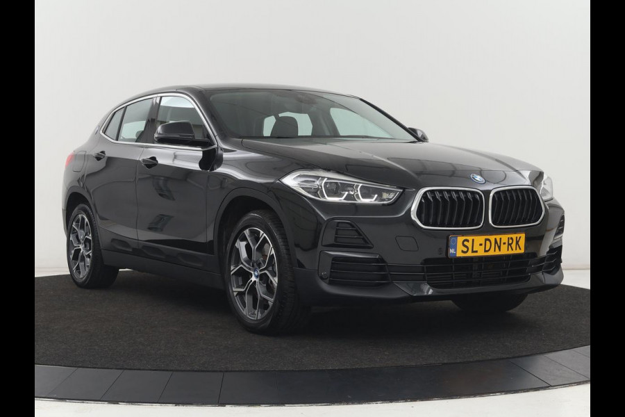 BMW X2 xDrive25e Executive | SOH 88% | Camera | Navigatie | Full LED | Park Assist | Climate control | Bluetooth | Cruise control | 18'' lichtmetalen velgen | PHEV | Plug In