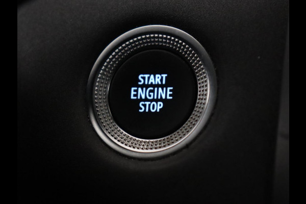 Renault Captur 1.6 E-Tech Hybrid 145 Business Zen | Stoelverwarming | Trekhaak | Camera | Carplay | Navigatie | Full LED | Climate control | Bluetooth | Parkeerhulp | Cruise control | Dealer Onderhouden