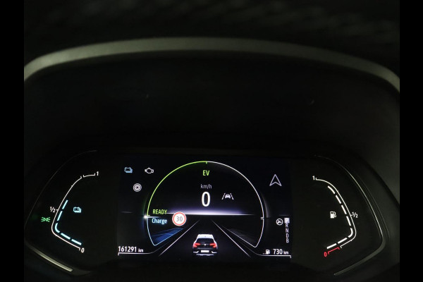 Renault Captur 1.6 E-Tech Hybrid 145 Business Zen | Stoelverwarming | Trekhaak | Camera | Carplay | Navigatie | Full LED | Climate control | Bluetooth | Parkeerhulp | Cruise control | Dealer Onderhouden