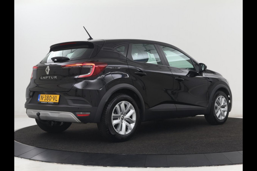 Renault Captur 1.6 E-Tech Hybrid 145 Business Zen | Stoelverwarming | Trekhaak | Camera | Carplay | Navigatie | Full LED | Climate control | Bluetooth | Parkeerhulp | Cruise control | Dealer Onderhouden