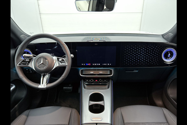 Mercedes-Benz Glb 250+ Business Solution AMG 85.5 kWh | Advanced Plus pakket | Winterpakket | Nightpakket | Parkeerpakket | Trekhaak | GUARD 360° | Vast panoramadak | 19” vijfspaaks lichtmetalen velgen |