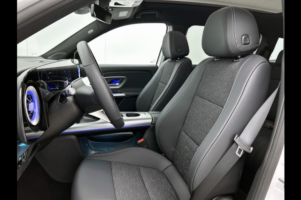 Mercedes-Benz Glb 250+ Business Solution AMG 85.5 kWh | Advanced Plus pakket | Winterpakket | Nightpakket | Parkeerpakket | Trekhaak | GUARD 360° | Vast panoramadak | 19” vijfspaaks lichtmetalen velgen |