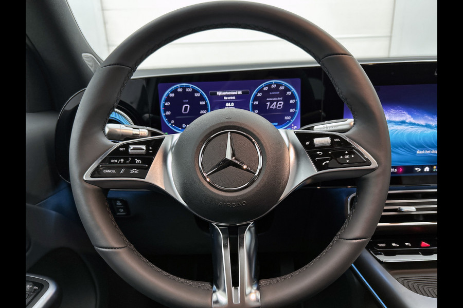 Mercedes-Benz Glb 250+ Business Solution AMG 85.5 kWh | Advanced Plus pakket | Winterpakket | Nightpakket | Parkeerpakket | Trekhaak | GUARD 360° | Vast panoramadak | 19” vijfspaaks lichtmetalen velgen |