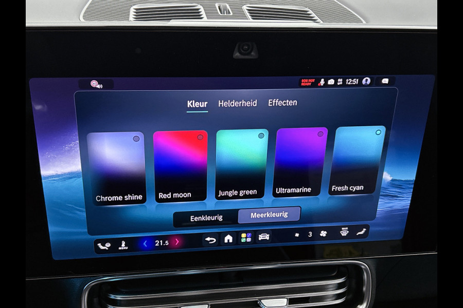 Mercedes-Benz Glb 250+ Business Solution AMG 85.5 kWh | Advanced Plus pakket | Winterpakket | Nightpakket | Parkeerpakket | Trekhaak | GUARD 360° | Vast panoramadak | 19” vijfspaaks lichtmetalen velgen |