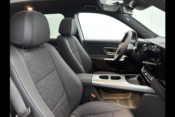 Mercedes-Benz Glb 250+ Business Solution AMG 85.5 kWh | Advanced Plus pakket | Winterpakket | Nightpakket | Parkeerpakket | Trekhaak | GUARD 360° | Vast panoramadak | 19” vijfspaaks lichtmetalen velgen |