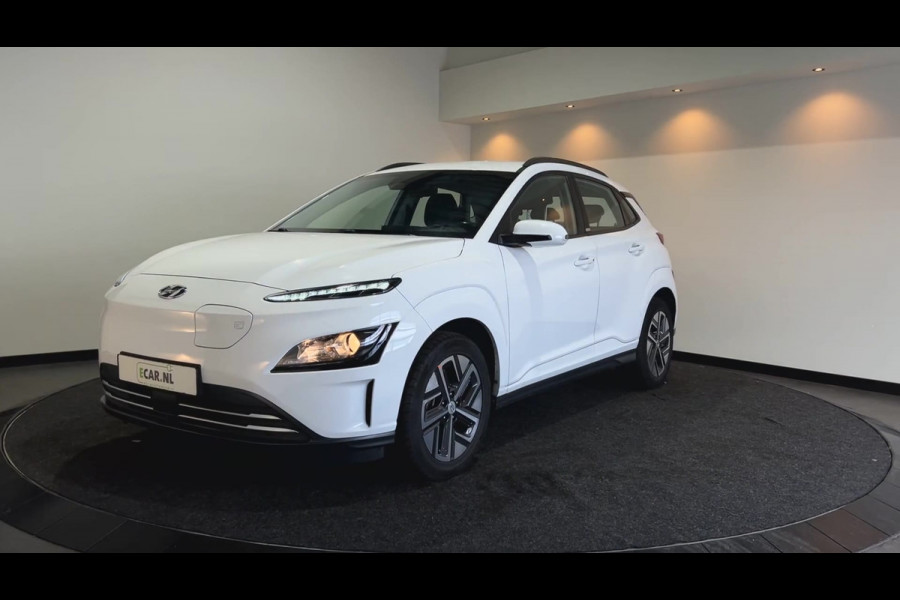 Hyundai Kona EV Comfort 39 kWh - Verwarmde stoelen | Digitaal dashboard | Hill hold functie |