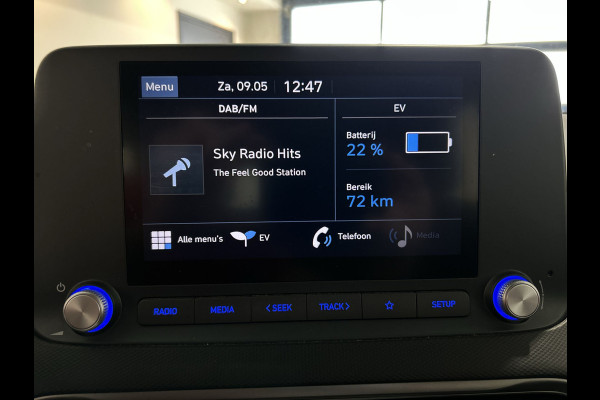 Hyundai Kona EV Comfort 39 kWh - Verwarmde stoelen | Digitaal dashboard | Hill hold functie |
