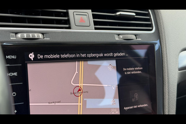 Volkswagen e-Golf e-Golf 1e Eigenaar,SOH % 84.64,Navi,Camera,Draadloos Opladen,Dealer Onderhouden,Clima,Adaptief Cruise,Carplay,Lm velgen,Apk tot 04-2027