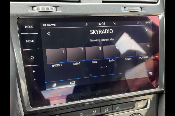 Volkswagen e-Golf e-Golf 1e Eigenaar,SOH % 84.64,Navi,Camera,Draadloos Opladen,Dealer Onderhouden,Clima,Adaptief Cruise,Carplay,Lm velgen,Apk tot 04-2027