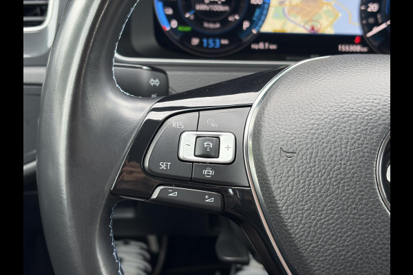 Volkswagen e-Golf e-Golf 1e Eigenaar,SOH % 84.64,Navi,Camera,Draadloos Opladen,Dealer Onderhouden,Clima,Adaptief Cruise,Carplay,Lm velgen,Apk tot 04-2027