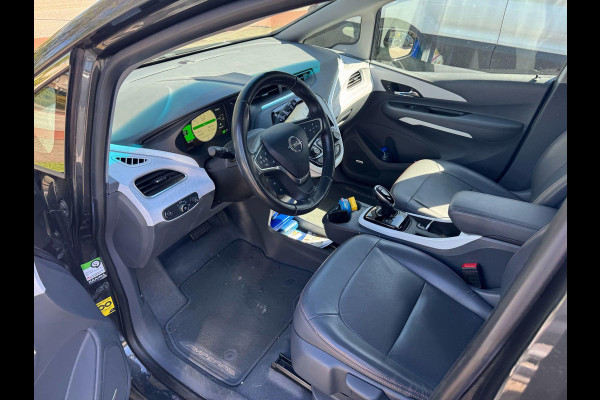 Opel Ampera-E Business executive 60 kWh | 205pk | Achteruitrijcamera | Lederen Bekleding | Dodehoeksensoren