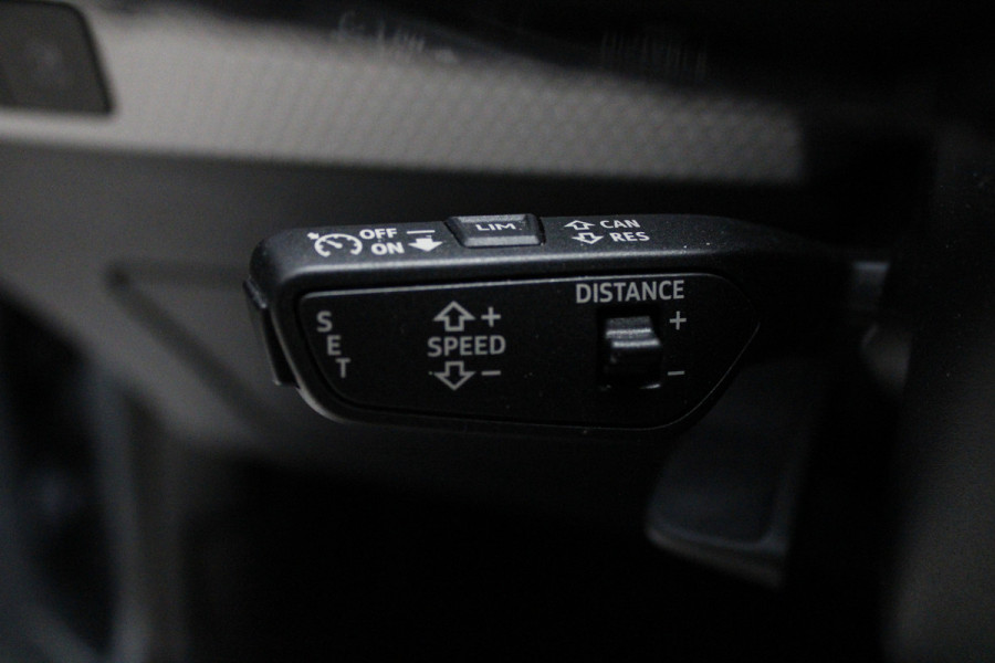 Audi A1 Sportback 40 TFSI S- Line Leder Camera Navi Virtual Climate Sonos PDC LM velgen Stoelverwarming Carplay BTW auto