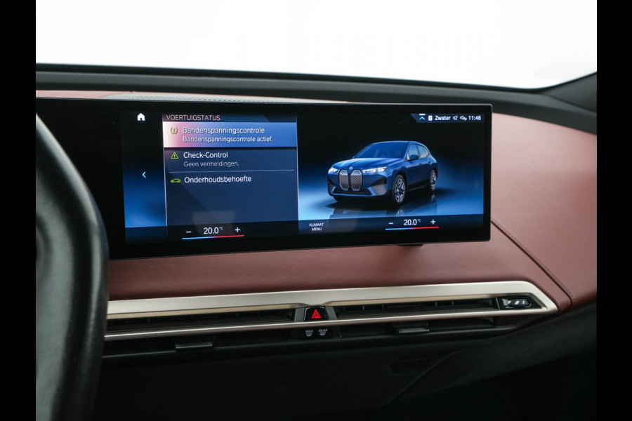 BMW iX xDrive40 High Executive 77 kWh [ 3-Fase ] {SOH-100%} (INCL.BTW) *HEAD-UP | LEATHER | TOP-VIEW | FULL-LED | MEMORY-PACK | HARMAN/KARDON | BLINDSPOT | WIDESCREEN-COCKPIT | HEATED-COMOFRTSEATS | DAB | AMBIENT-LIGHT | NAVI-FULLMAP | TOWBAR | 21''AL