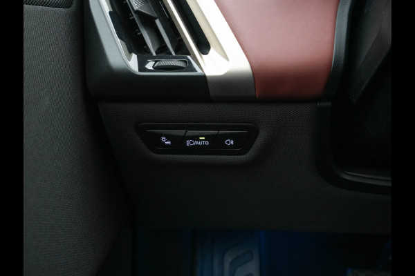 BMW iX xDrive40 High Executive 77 kWh [ 3-Fase ] {SOH-100%} (INCL.BTW) *HEAD-UP | LEATHER | TOP-VIEW | FULL-LED | MEMORY-PACK | HARMAN/KARDON | BLINDSPOT | WIDESCREEN-COCKPIT | HEATED-COMOFRTSEATS | DAB | AMBIENT-LIGHT | NAVI-FULLMAP | TOWBAR | 21''AL