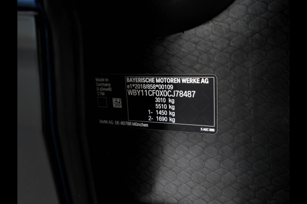 BMW iX xDrive40 High Executive 77 kWh [ 3-Fase ] {SOH-100%} (INCL.BTW) *HEAD-UP | LEATHER | TOP-VIEW | FULL-LED | MEMORY-PACK | HARMAN/KARDON | BLINDSPOT | WIDESCREEN-COCKPIT | HEATED-COMOFRTSEATS | DAB | AMBIENT-LIGHT | NAVI-FULLMAP | TOWBAR | 21''AL