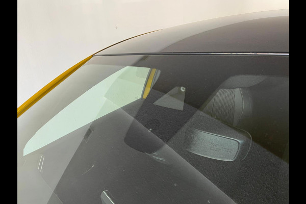 Peugeot 208 1.2 PureTech GT AIRCO NAVI CRUISE BLUETOOTH APPLE CARPLAY VELGEN METALLIC LAK ZEER NETTE AUTO