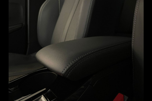 Peugeot 208 1.2 PureTech GT AIRCO NAVI CRUISE BLUETOOTH APPLE CARPLAY VELGEN METALLIC LAK ZEER NETTE AUTO