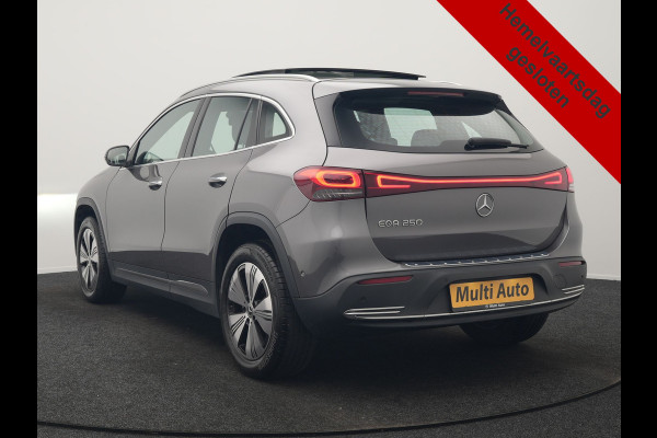 Mercedes-Benz EQA 250 Business Line 66 kWh 191pk Dealer O.H. | Panodak | MBUX Widescreen Navi | Camera | Stoelen & Stuur Verwarmd | Keyless | Blis | Apple Carplay | Sfeerverlichting | Park Assist | Navigatie | DAB | 18''L.M. |