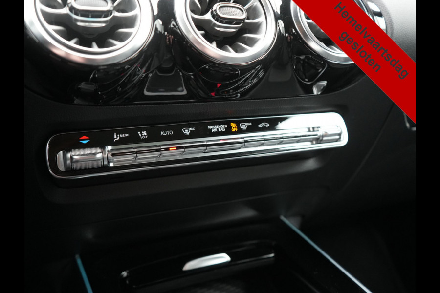 Mercedes-Benz EQA 250 Business Line 66 kWh 191pk Dealer O.H. | Panodak | MBUX Widescreen Navi | Camera | Stoelen & Stuur Verwarmd | Keyless | Blis | Apple Carplay | Sfeerverlichting | Park Assist | Navigatie | DAB | 18''L.M. |