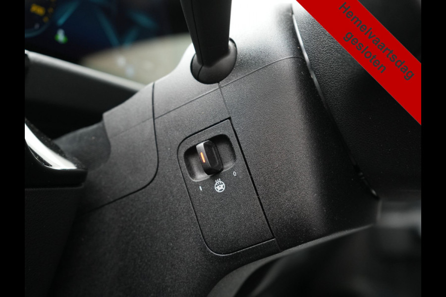 Mercedes-Benz EQA 250 Business Line 66 kWh 191pk Dealer O.H. | Panodak | MBUX Widescreen Navi | Camera | Stoelen & Stuur Verwarmd | Keyless | Blis | Apple Carplay | Sfeerverlichting | Park Assist | Navigatie | DAB | 18''L.M. |
