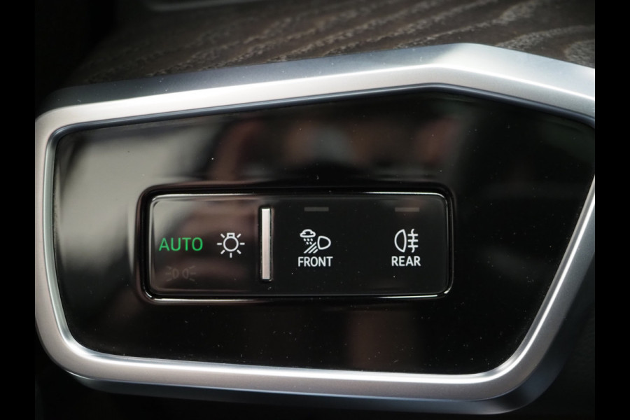 Audi A6 Avant 50 TFSI e quattro Full Black | Panoramadak | HUD | B&O Audio | Leder | Keyless | Camera | Sfeerlicht | Carplay
