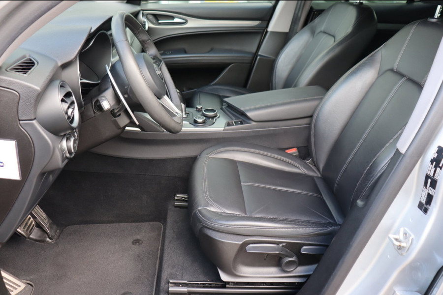 Alfa Romeo Stelvio 2.0 T AWD Super Q4 leer trekhaak el.klep camera Carplay