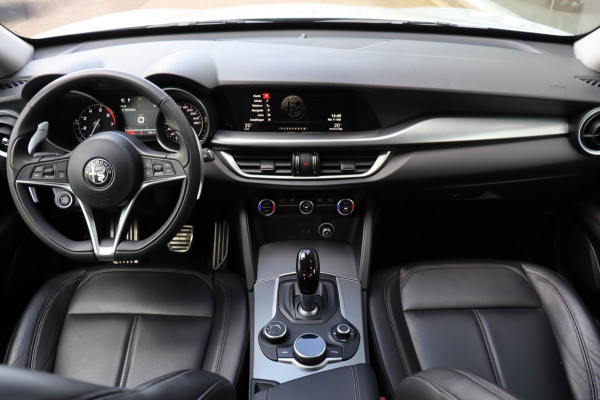 Alfa Romeo Stelvio 2.0 T AWD Super Q4 leer trekhaak el.klep camera Carplay