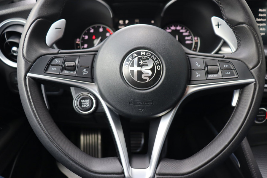 Alfa Romeo Stelvio 2.0 T AWD Super Q4 leer trekhaak el.klep camera Carplay