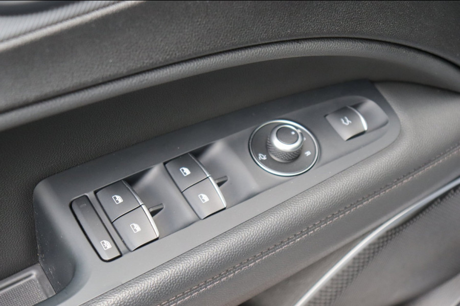 Alfa Romeo Stelvio 2.0 T AWD Super Q4 leer trekhaak el.klep camera Carplay