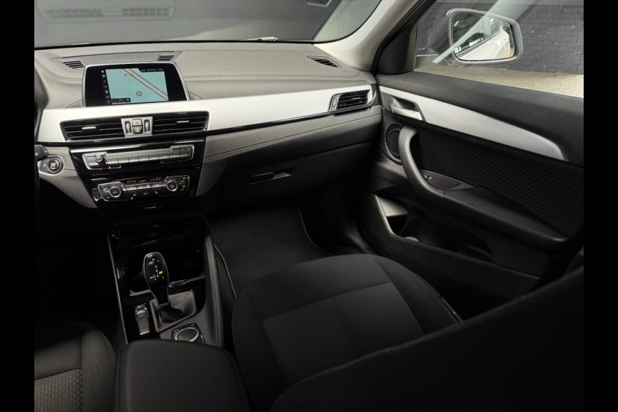 BMW X2 2.0i S-drive 192 pk 19 inch trekhaak 1800 kg navi led stoelverwarming caravantrekker