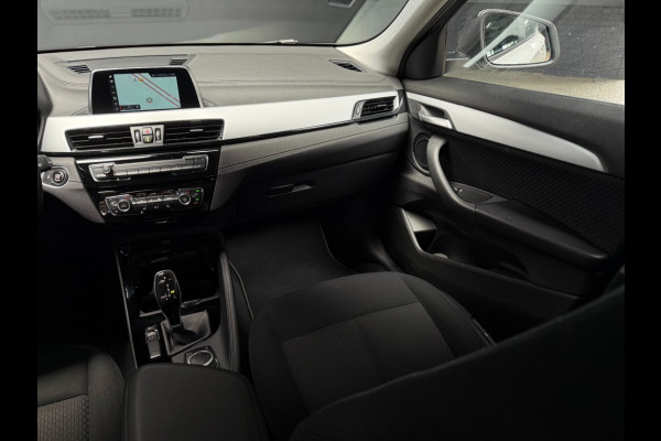 BMW X2 2.0i S-drive 192 pk 19 inch trekhaak 1800 kg navi led stoelverwarming caravantrekker