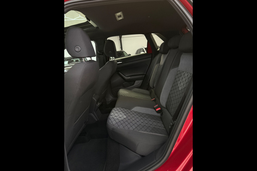 Volkswagen Polo 1.0 TSI R-Line Panorama CarPlay