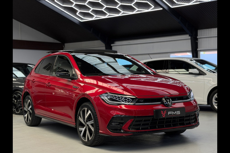 Volkswagen Polo 1.0 TSI R-Line Panorama CarPlay