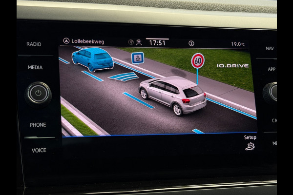 Volkswagen Polo 1.0 TSI R-Line Panorama CarPlay