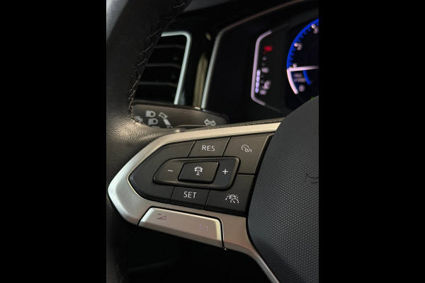 Volkswagen Polo 1.0 TSI R-Line Panorama CarPlay