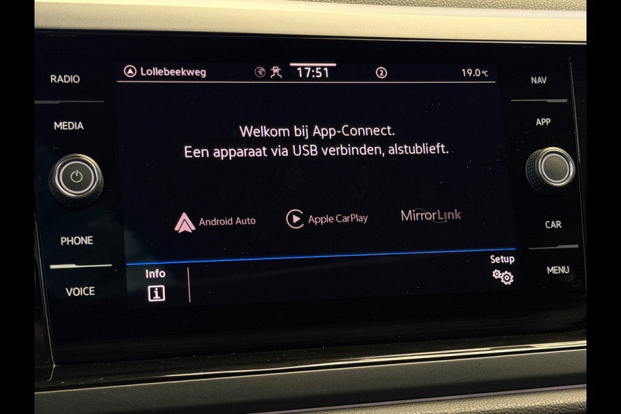 Volkswagen Polo 1.0 TSI R-Line Panorama CarPlay