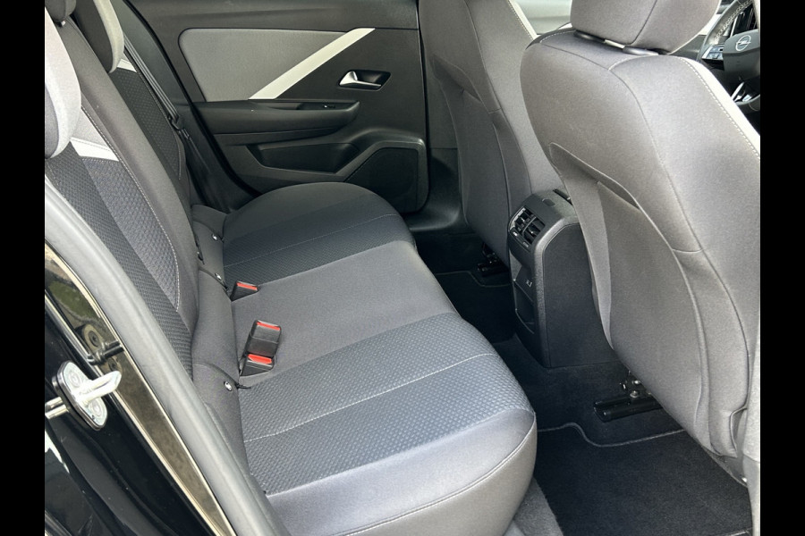 Opel Astra BWJ 2023 | 1.2T 131PK Bus Edition | CLIMA | STOEL&STUUR VERW | CAMERA A | NAVI | PDC 2X | CARPLAY |
