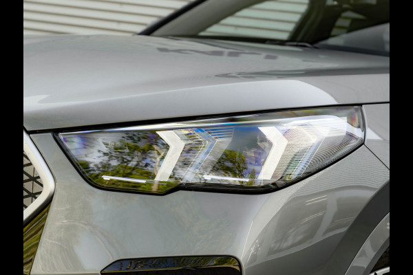 BMW iX2 eDrive20 - M-Sport Edition - Premium Pack - 20 inch - Camera