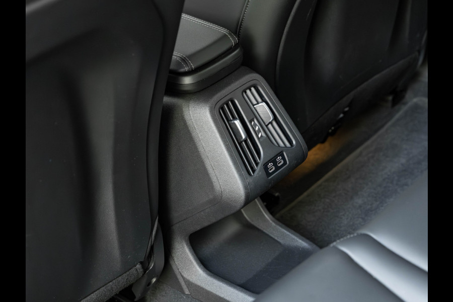 BMW iX2 eDrive20 - M-Sport Edition - Premium Pack - 20 inch - Camera