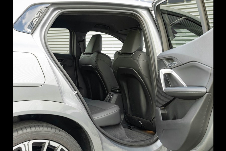 BMW iX2 eDrive20 - M-Sport Edition - Premium Pack - 20 inch - Camera