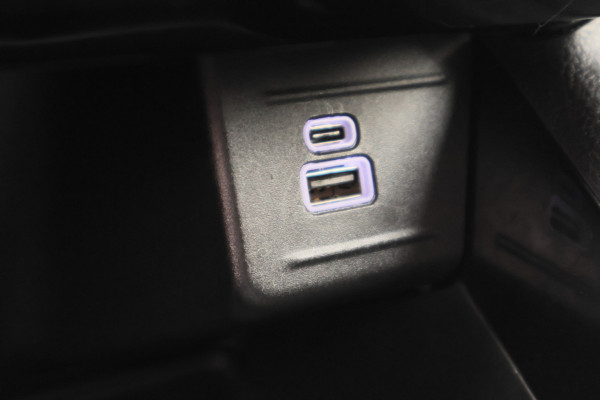 Jeep Compass 4xe 190 Plug-in Hybrid Electric Limited Business Leder/Stof, 360° Camera, Apple Carplay, ACC, Virtual Cockpit, DAB, 18''