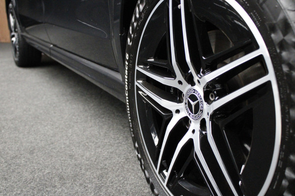 Mercedes-Benz V-Klasse 300d 4-MATIC Lang DC Exclusive AMG Burmester Panorama AppleCarplay Carbon Black Pack Leder
