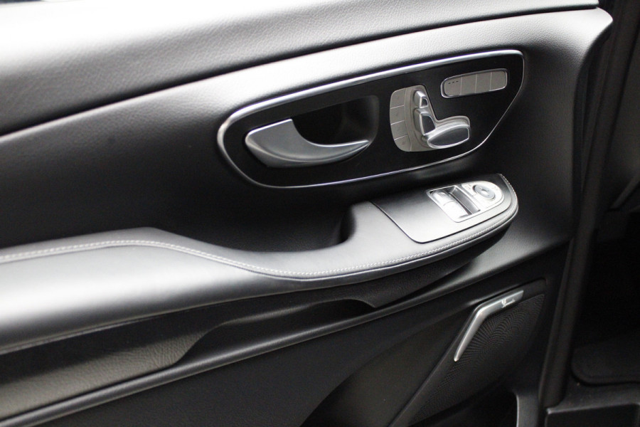 Mercedes-Benz V-Klasse 300d 4-MATIC Lang DC Exclusive AMG Burmester Panorama AppleCarplay Carbon Black Pack Leder